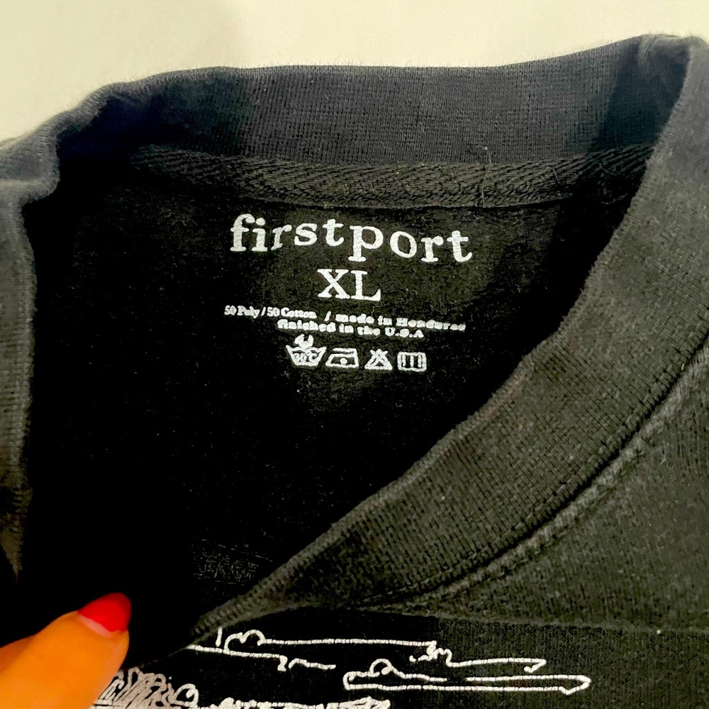 Sweatshirt - Picture 3 of 3